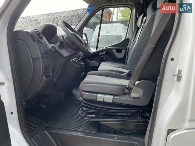 Белый Рено Мастер, объемом двигателя 2.3 л и пробегом 220 тыс. км за 15450 $, фото 29 на Automoto.ua