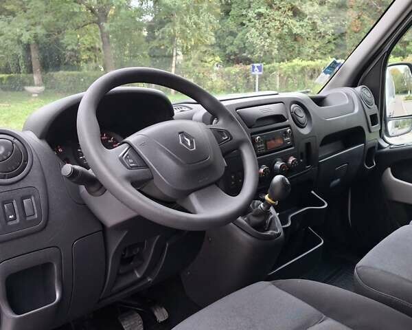 Рено Мастер 2018 в Дубно на Automoto.ua Белый Рено Мастер, объемом двигателя 2.3 л и пробегом 311 тыс. км за 16600 $, фото 29 на Automoto.ua