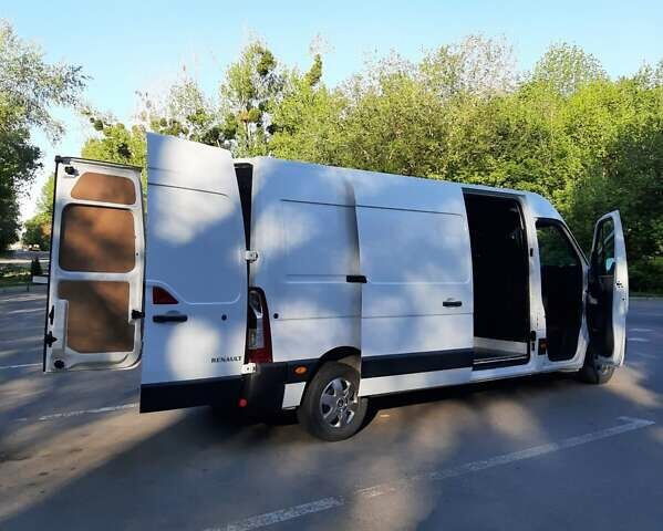 Белый Рено Мастер, объемом двигателя 0 л и пробегом 289 тыс. км за 17300 $, фото 21 на Automoto.ua
