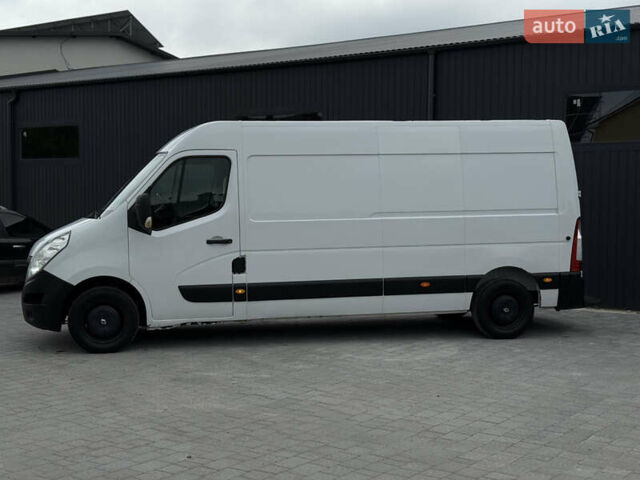Белый Рено Мастер, объемом двигателя 2.3 л и пробегом 309 тыс. км за 15200 $, фото 3 на Automoto.ua