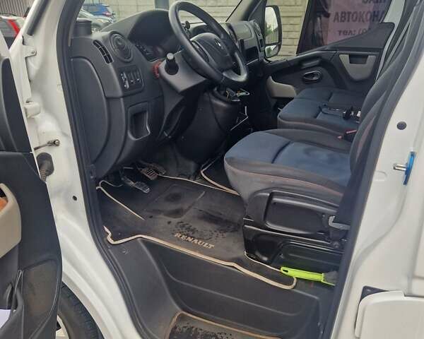 Белый Рено Мастер, объемом двигателя 2.3 л и пробегом 412 тыс. км за 17700 $, фото 18 на Automoto.ua