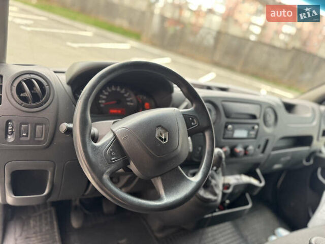 Белый Рено Мастер, объемом двигателя 2.3 л и пробегом 213 тыс. км за 14400 $, фото 7 на Automoto.ua