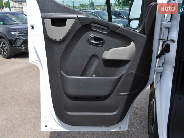 Рено Мастер 2018 в Киеве на Automoto.ua Белый Рено Мастер, объемом двигателя 2.3 л и пробегом 264 тыс. км за 22500 $, фото 49 на Automoto.ua