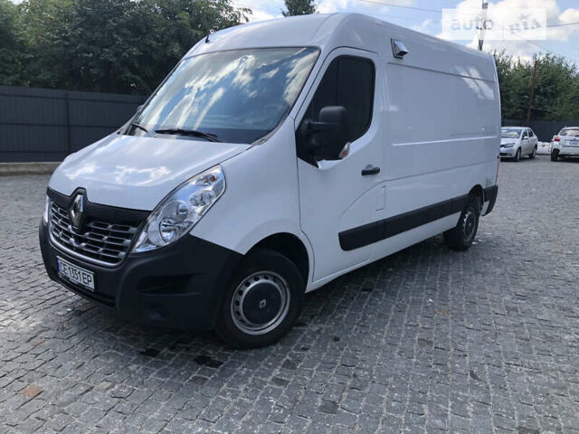Белый Рено Мастер, объемом двигателя 2.3 л и пробегом 260 тыс. км за 15600 $, фото 1 на Automoto.ua