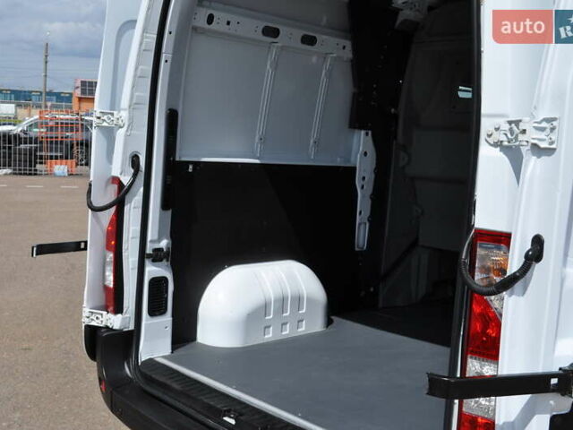 Рено Мастер 2018 в Киеве на Automoto.ua Белый Рено Мастер, объемом двигателя 2.3 л и пробегом 264 тыс. км за 22500 $, фото 60 на Automoto.ua