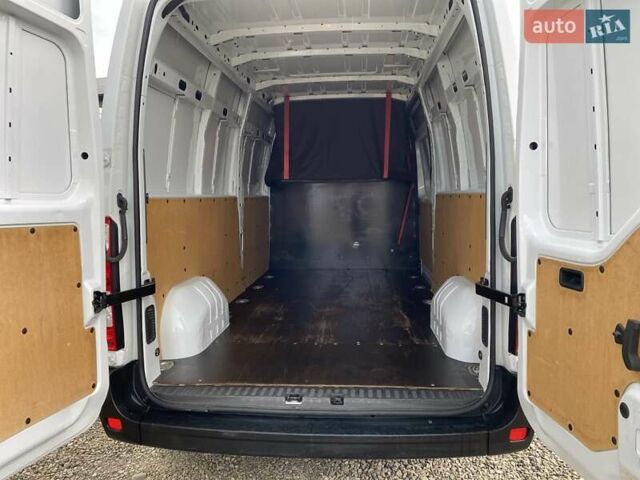 Белый Рено Мастер, объемом двигателя 2.3 л и пробегом 220 тыс. км за 15450 $, фото 20 на Automoto.ua