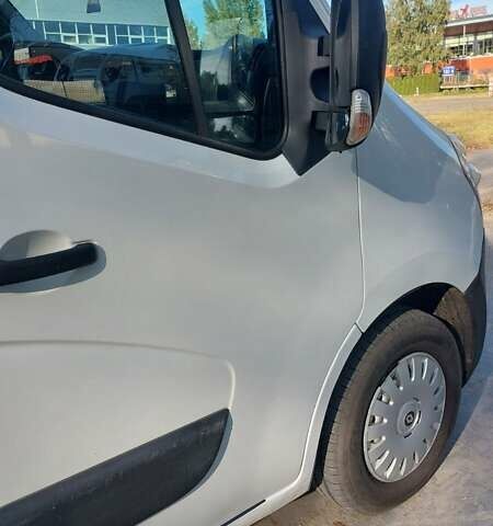 Рено Мастєр 2018 у Дубно на Automoto.ua Білий Рено Мастєр, об'ємом двигуна 2.3 л та пробігом 261 тис. км за 20550 $, фото 9 на Automoto.ua