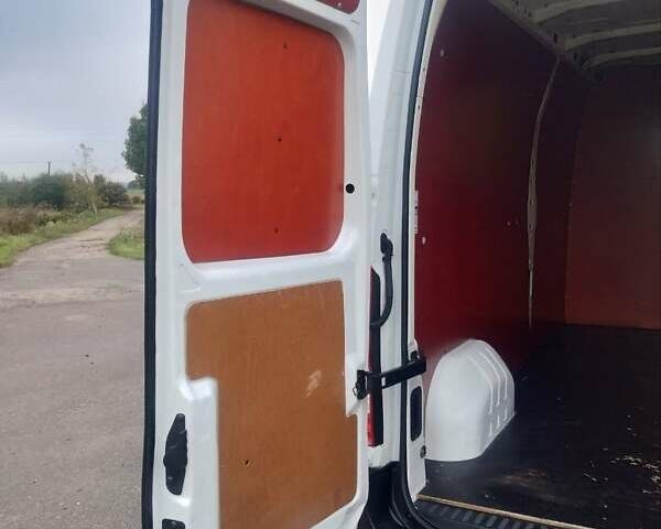 Белый Рено Мастер, объемом двигателя 2.3 л и пробегом 121 тыс. км за 17800 $, фото 25 на Automoto.ua