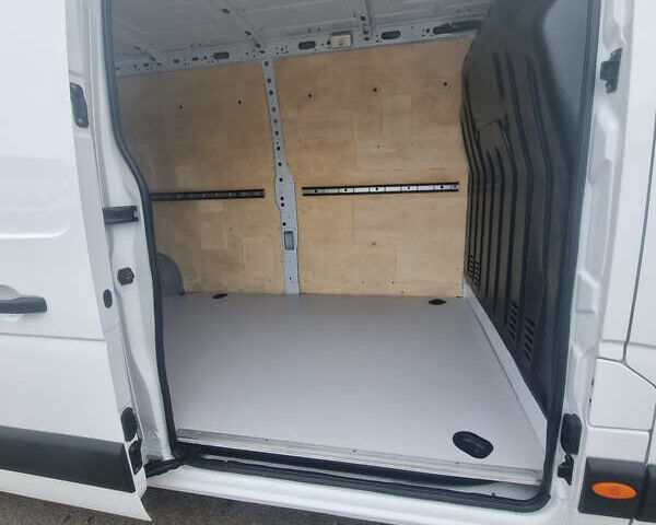 Рено Мастєр 2018 у Бердичеве на Automoto.ua Білий Рено Мастєр, об'ємом двигуна 2.3 л та пробігом 195 тис. км за 17500 $, фото 30 на Automoto.ua