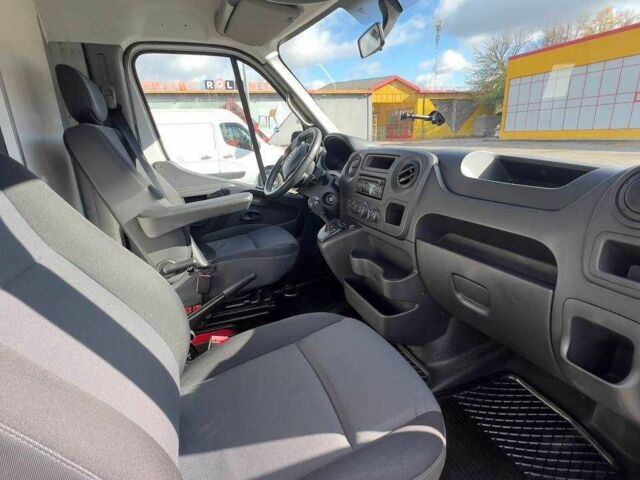 Белый Рено Мастер, объемом двигателя 2.3 л и пробегом 212 тыс. км за 13500 $, фото 8 на Automoto.ua
