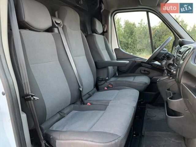 Білий Рено Мастєр, об'ємом двигуна 2.3 л та пробігом 190 тис. км за 17500 $, фото 11 на Automoto.ua