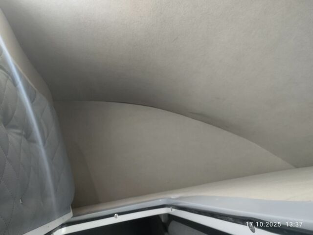 Белый Рено Мастер, объемом двигателя 2.3 л и пробегом 650 тыс. км за 16800 $, фото 6 на Automoto.ua