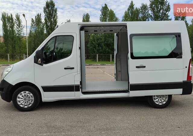 Белый Рено Мастер, объемом двигателя 2.3 л и пробегом 203 тыс. км за 15800 $, фото 31 на Automoto.ua