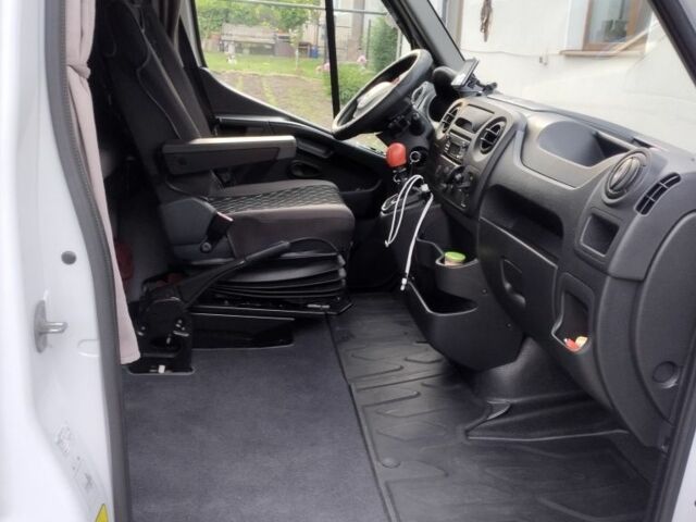 Белый Рено Мастер, объемом двигателя 2.3 л и пробегом 650 тыс. км за 16800 $, фото 17 на Automoto.ua