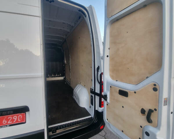 Белый Рено Мастер, объемом двигателя 2.3 л и пробегом 186 тыс. км за 18200 $, фото 43 на Automoto.ua