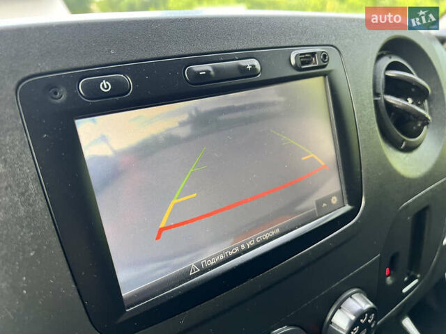 Белый Рено Мастер, объемом двигателя 2.3 л и пробегом 240 тыс. км за 17200 $, фото 68 на Automoto.ua