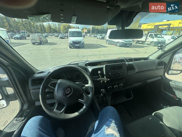 Белый Рено Мастер, объемом двигателя 2.3 л и пробегом 185 тыс. км за 23999 $, фото 5 на Automoto.ua