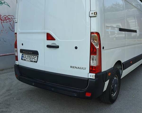 Белый Рено Мастер, объемом двигателя 2.3 л и пробегом 128 тыс. км за 20500 $, фото 7 на Automoto.ua
