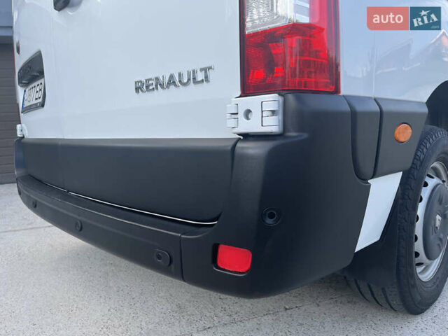 Рено Мастер 2019 в Кропивницком (Кировограде) на Automoto.ua Белый Рено Мастер, объемом двигателя 2.3 л и пробегом 355 тыс. км за 18299 $, фото 7 на Automoto.ua