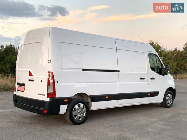 Белый Рено Мастер, объемом двигателя 2.3 л и пробегом 190 тыс. км за 17500 $, фото 4 на Automoto.ua