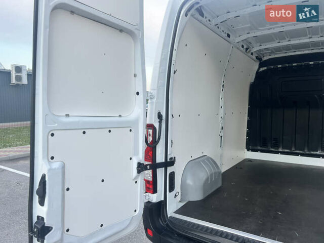 Білий Рено Мастєр, об'ємом двигуна 2.3 л та пробігом 240 тис. км за 17300 $, фото 46 на Automoto.ua