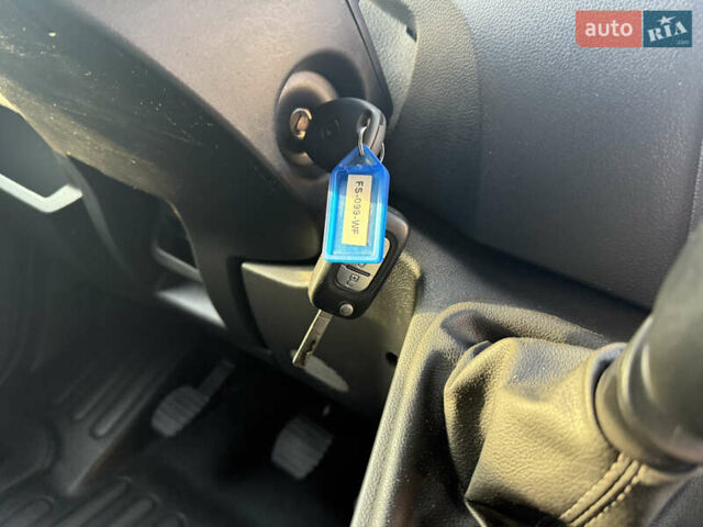 Білий Рено Мастєр, об'ємом двигуна 2.3 л та пробігом 160 тис. км за 20700 $, фото 48 на Automoto.ua