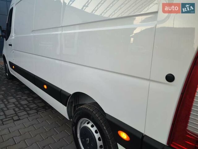 Белый Рено Мастер, объемом двигателя 2.3 л и пробегом 315 тыс. км за 17600 $, фото 11 на Automoto.ua