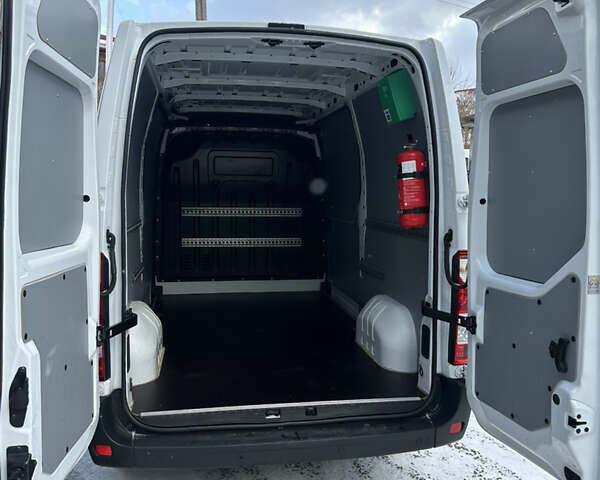 Белый Рено Мастер, объемом двигателя 2.3 л и пробегом 257 тыс. км за 17800 $, фото 24 на Automoto.ua