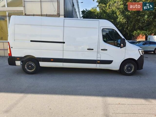 Белый Рено Мастер, объемом двигателя 2.3 л и пробегом 128 тыс. км за 20500 $, фото 4 на Automoto.ua