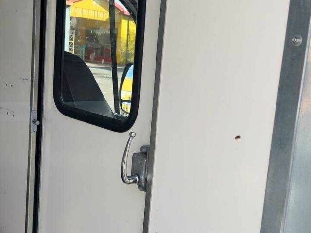 Белый Рено Мастер, объемом двигателя 2.3 л и пробегом 212 тыс. км за 13500 $, фото 7 на Automoto.ua