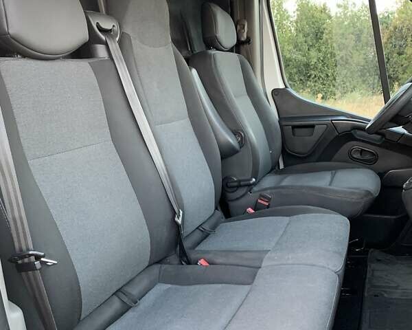 Білий Рено Мастєр, об'ємом двигуна 2.3 л та пробігом 190 тис. км за 17500 $, фото 18 на Automoto.ua