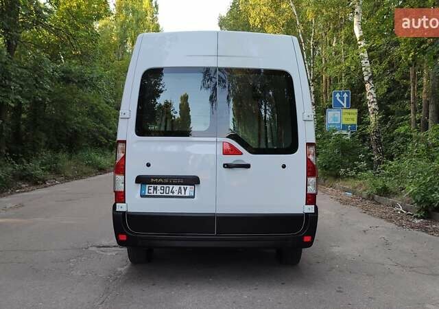 Белый Рено Мастер, объемом двигателя 2.3 л и пробегом 203 тыс. км за 15800 $, фото 7 на Automoto.ua