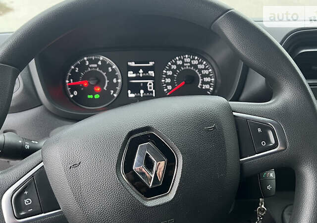 Білий Рено Мастєр, об'ємом двигуна 2.3 л та пробігом 340 тис. км за 20000 $, фото 18 на Automoto.ua