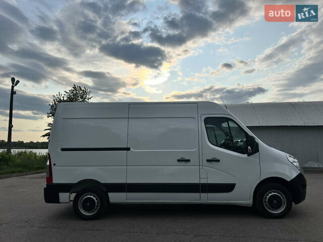 Белый Рено Мастер, объемом двигателя 2.3 л и пробегом 240 тыс. км за 17200 $, фото 7 на Automoto.ua