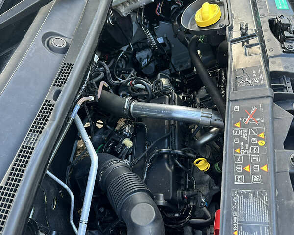 Белый Рено Мастер, объемом двигателя 2.3 л и пробегом 223 тыс. км за 22263 $, фото 29 на Automoto.ua