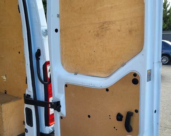 Білий Рено Мастєр, об'ємом двигуна 2.3 л та пробігом 279 тис. км за 18000 $, фото 23 на Automoto.ua