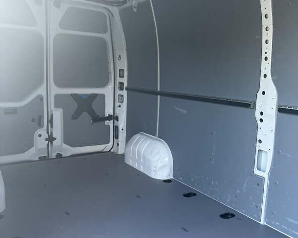 Рено Мастер 2019 в Кропивницком (Кировограде) на Automoto.ua Белый Рено Мастер, объемом двигателя 2.3 л и пробегом 355 тыс. км за 18299 $, фото 30 на Automoto.ua