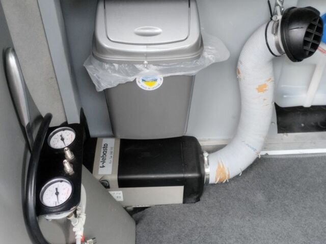 Белый Рено Мастер, объемом двигателя 2.3 л и пробегом 650 тыс. км за 16800 $, фото 15 на Automoto.ua