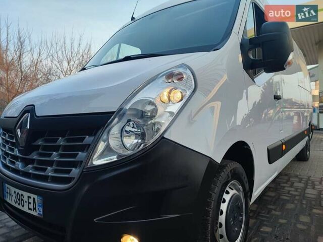 Белый Рено Мастер, объемом двигателя 2.3 л и пробегом 315 тыс. км за 17600 $, фото 2 на Automoto.ua