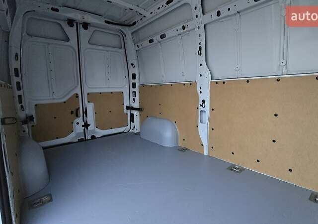 Белый Рено Мастер, объемом двигателя 2.3 л и пробегом 217 тыс. км за 16500 $, фото 33 на Automoto.ua