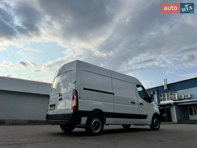 Белый Рено Мастер, объемом двигателя 2.3 л и пробегом 240 тыс. км за 17200 $, фото 9 на Automoto.ua