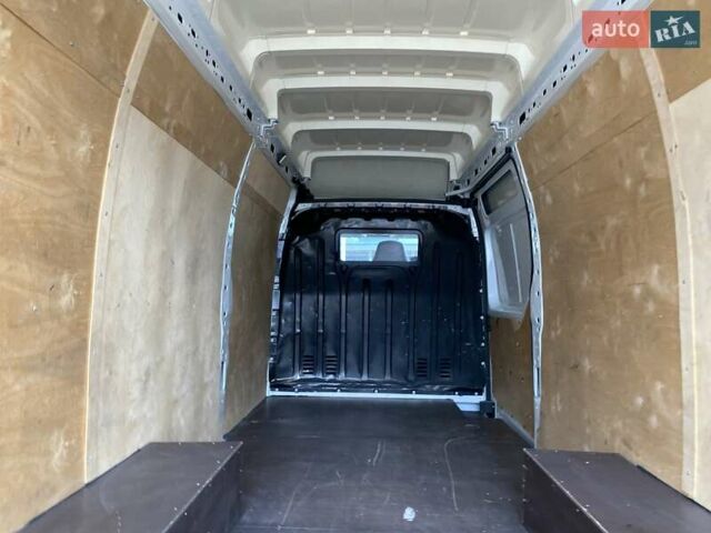 Белый Рено Мастер, объемом двигателя 2.3 л и пробегом 181 тыс. км за 19500 $, фото 28 на Automoto.ua