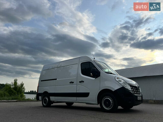 Белый Рено Мастер, объемом двигателя 2.3 л и пробегом 240 тыс. км за 17200 $, фото 6 на Automoto.ua