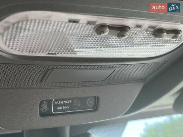 Рено Мастер 2019 в Кропивницком (Кировограде) на Automoto.ua Белый Рено Мастер, объемом двигателя 2.3 л и пробегом 355 тыс. км за 18299 $, фото 27 на Automoto.ua