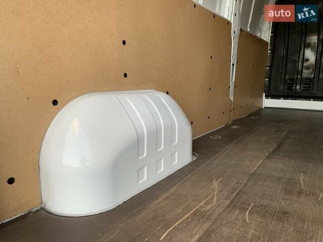 Белый Рено Мастер, объемом двигателя 2.3 л и пробегом 190 тыс. км за 17500 $, фото 26 на Automoto.ua