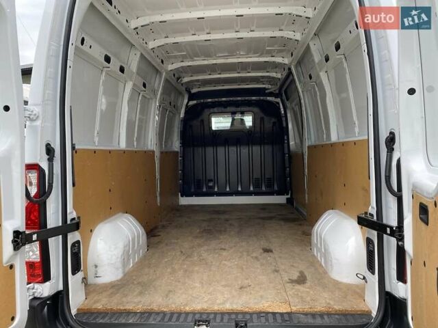 Белый Рено Мастер, объемом двигателя 2.3 л и пробегом 193 тыс. км за 15550 $, фото 26 на Automoto.ua
