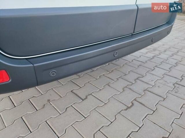 Белый Рено Мастер, объемом двигателя 2.3 л и пробегом 315 тыс. км за 17600 $, фото 13 на Automoto.ua