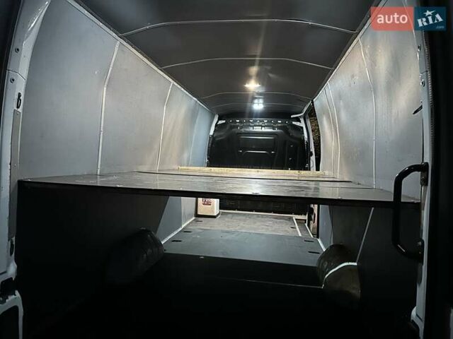 Білий Рено Мастєр, об'ємом двигуна 2.3 л та пробігом 380 тис. км за 25000 $, фото 14 на Automoto.ua