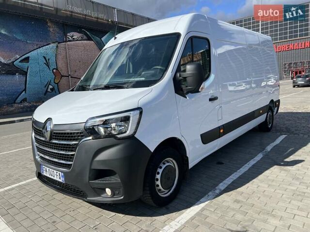 Белый Рено Мастер, объемом двигателя 2.3 л и пробегом 162 тыс. км за 21000 $, фото 1 на Automoto.ua