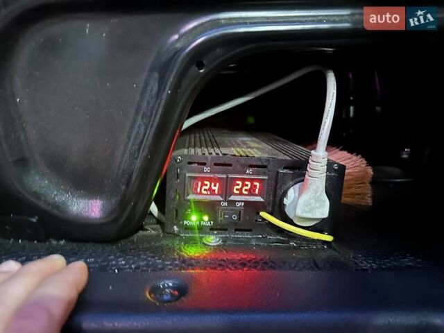 Білий Рено Мастєр, об'ємом двигуна 2.3 л та пробігом 380 тис. км за 25000 $, фото 17 на Automoto.ua